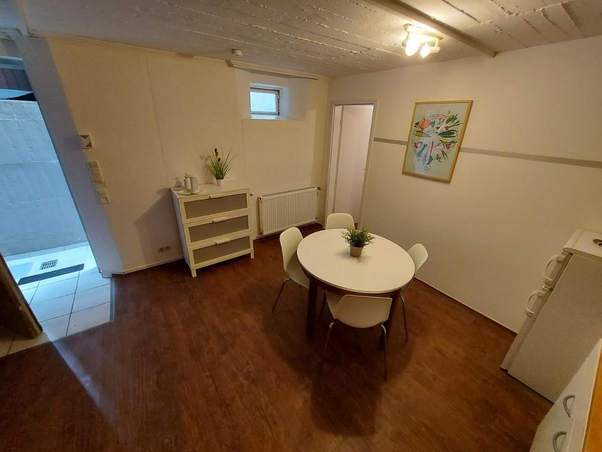 Basement Apartment 科隆 外观 照片
