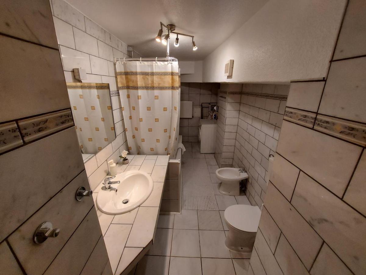 Basement Apartment 科隆 外观 照片